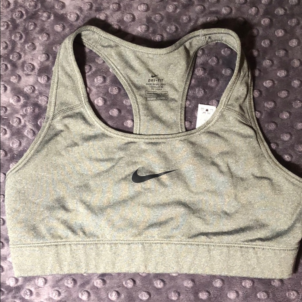 Sports bra